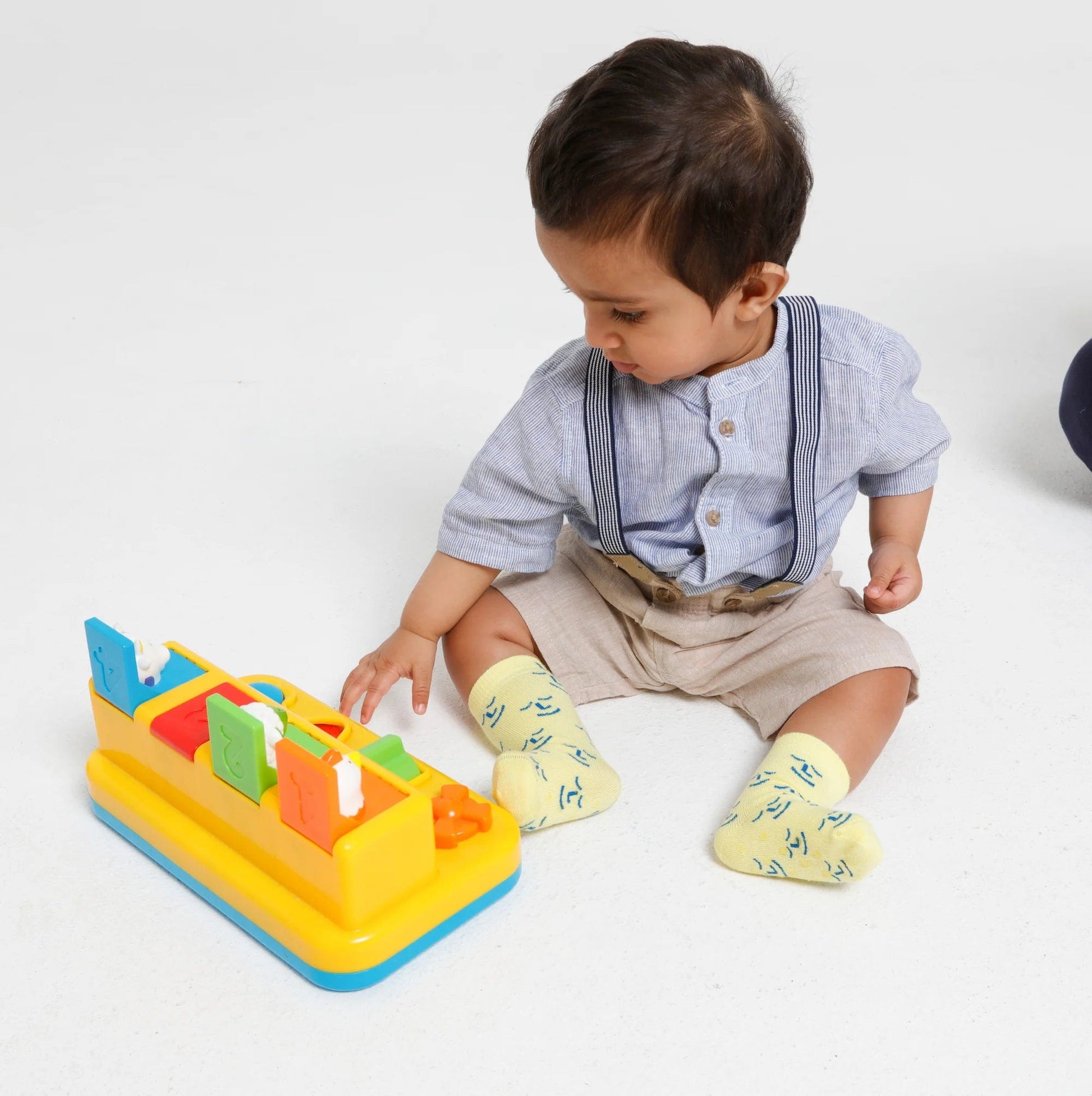 'Baby Do-Gooder' Yellow Smiley Patterned Bamboo Socks - (Age 4-9 months) homeware shops bristol gift shops bristol Leiho