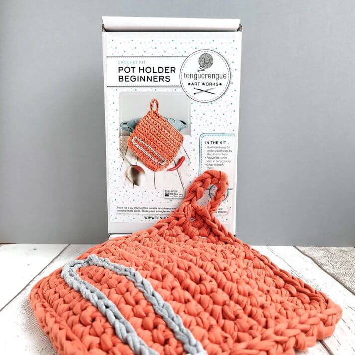 Art & Craft Kits Crochet kit: Pot Holder for Beginners homeware shops bristol gift shops bristol Tenguerengue