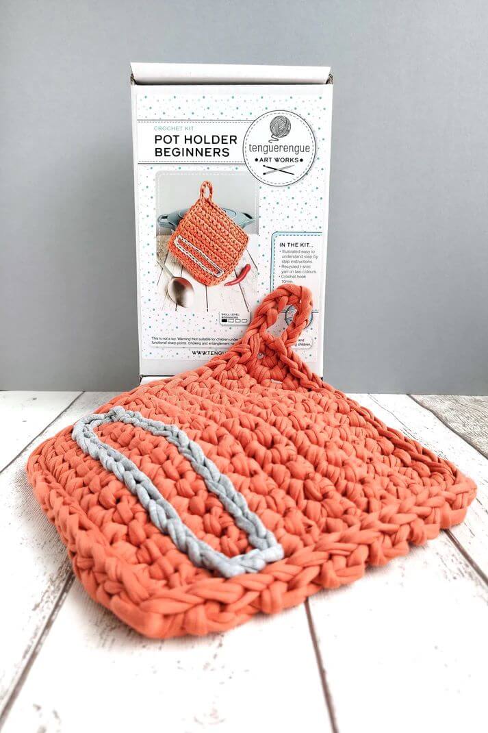 Art & Craft Kits Crochet kit: Pot Holder for Beginners homeware shops bristol gift shops bristol Tenguerengue