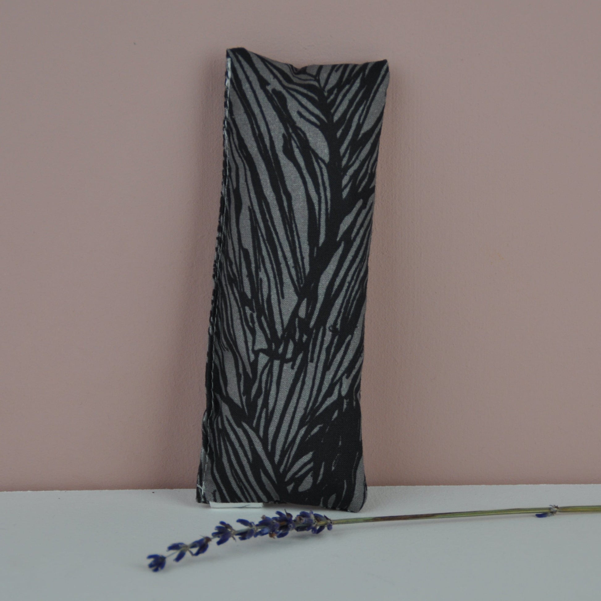 Lavender Pouch Zero-waste Lavender Pouches homeware shops bristol gift shops bristol Ilke Usluca Design