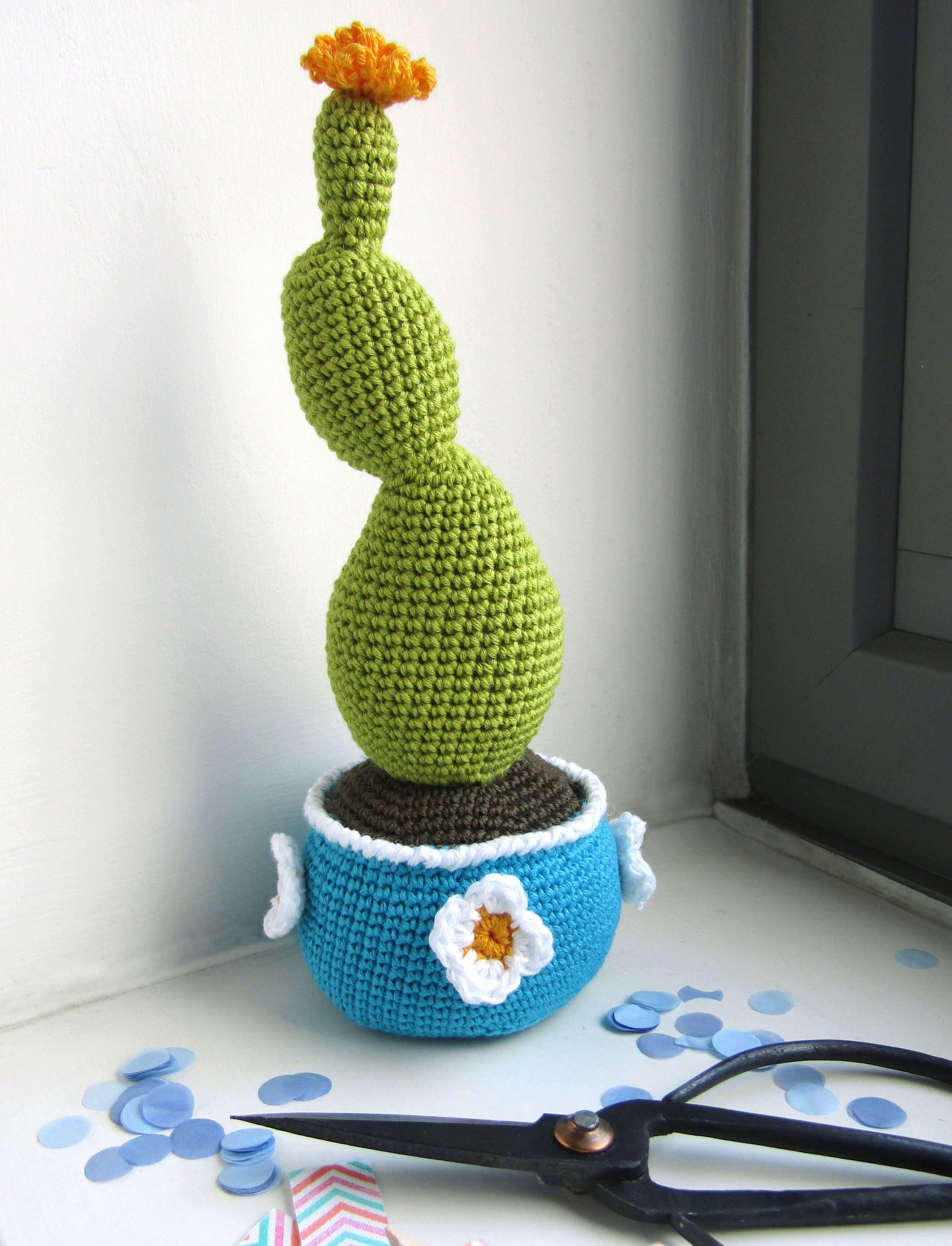 Art & Craft Kits Crochet Kit: Cactus with Crochet Pot homeware shops bristol gift shops bristol Tenguerengue