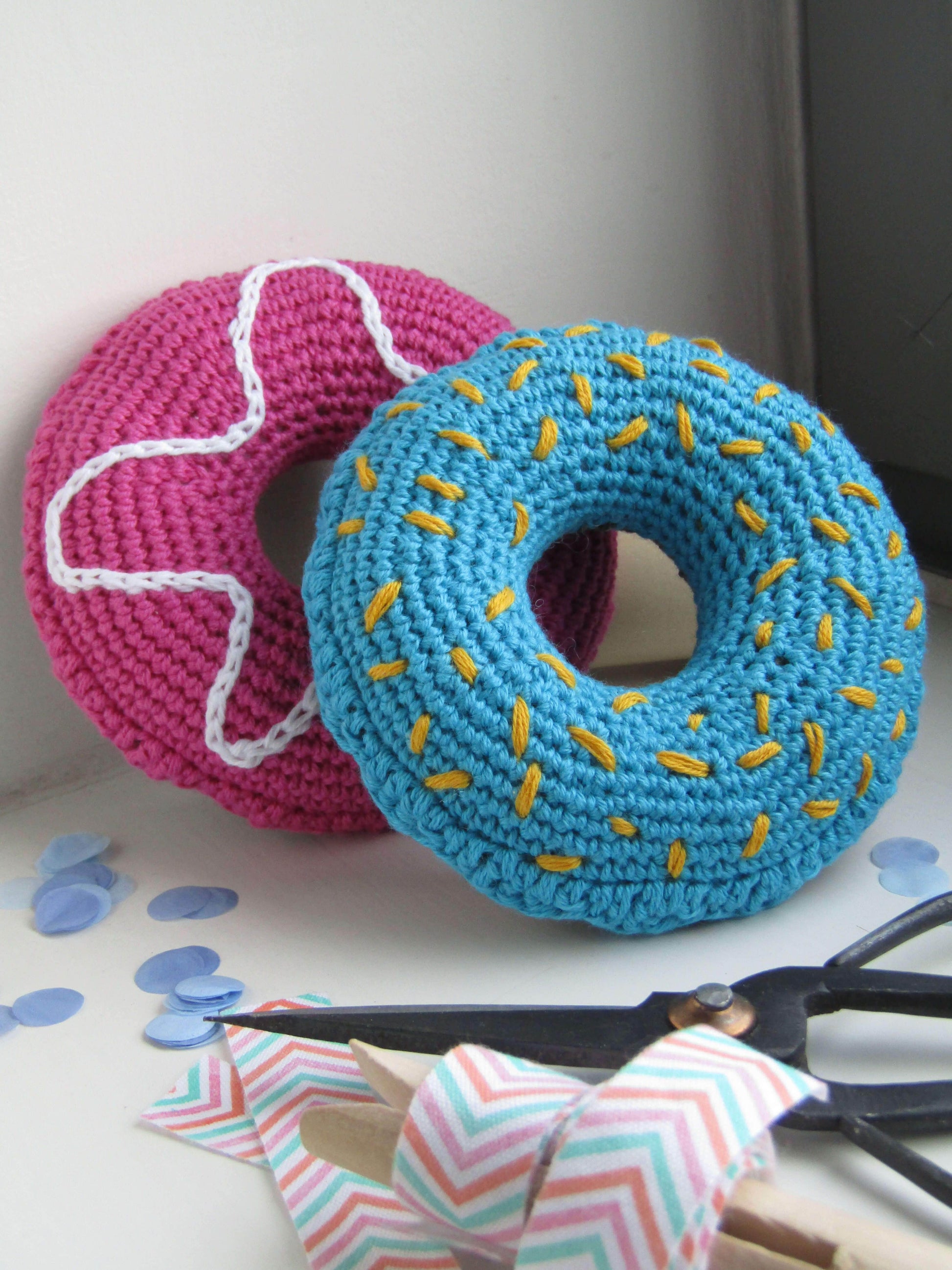 Art & Craft Kits Crochet Kit: Doughnuts homeware shops bristol gift shops bristol Tenguerengue